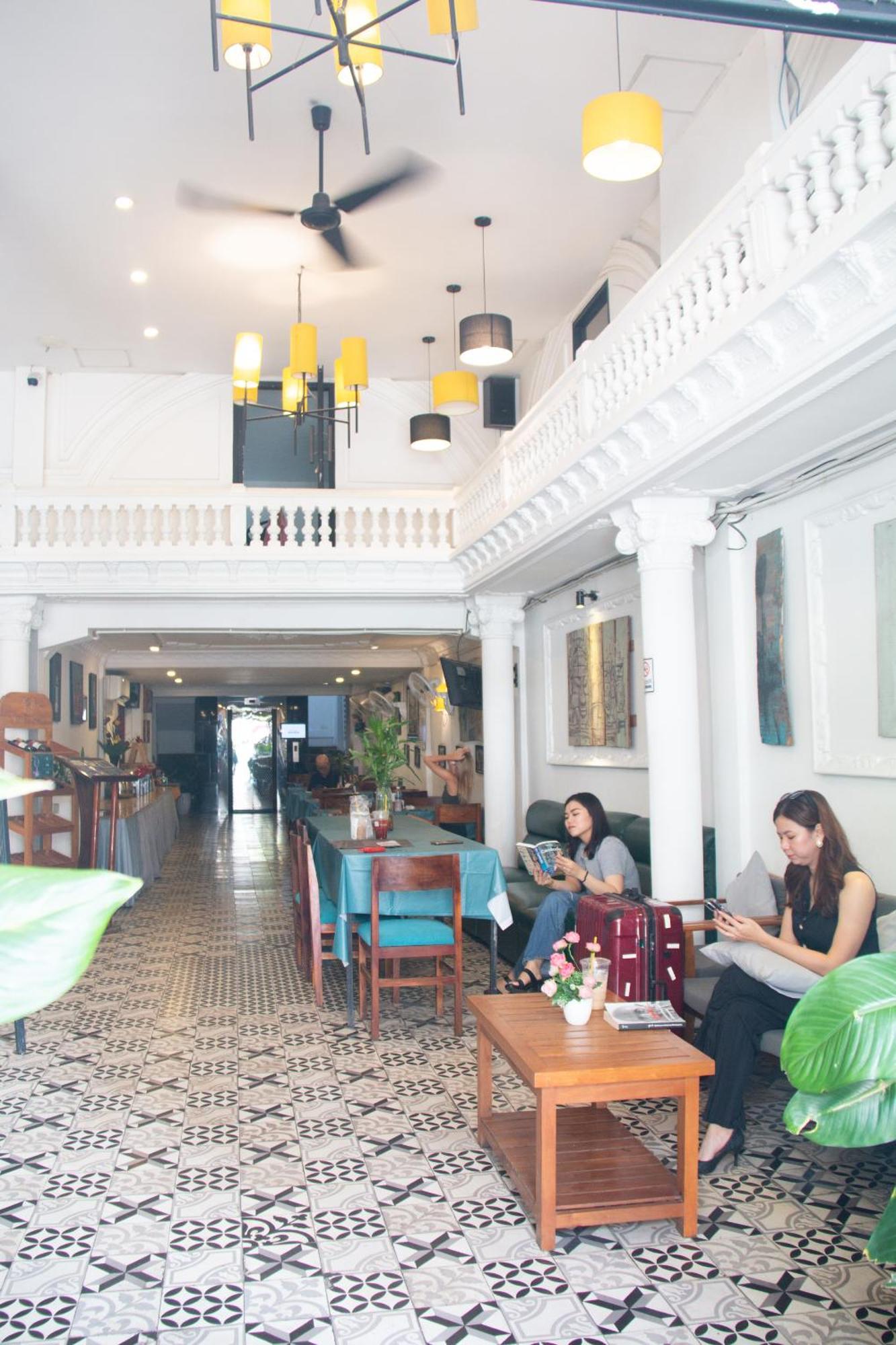 Grand Elevation Hotel Phnompen Kültér fotó